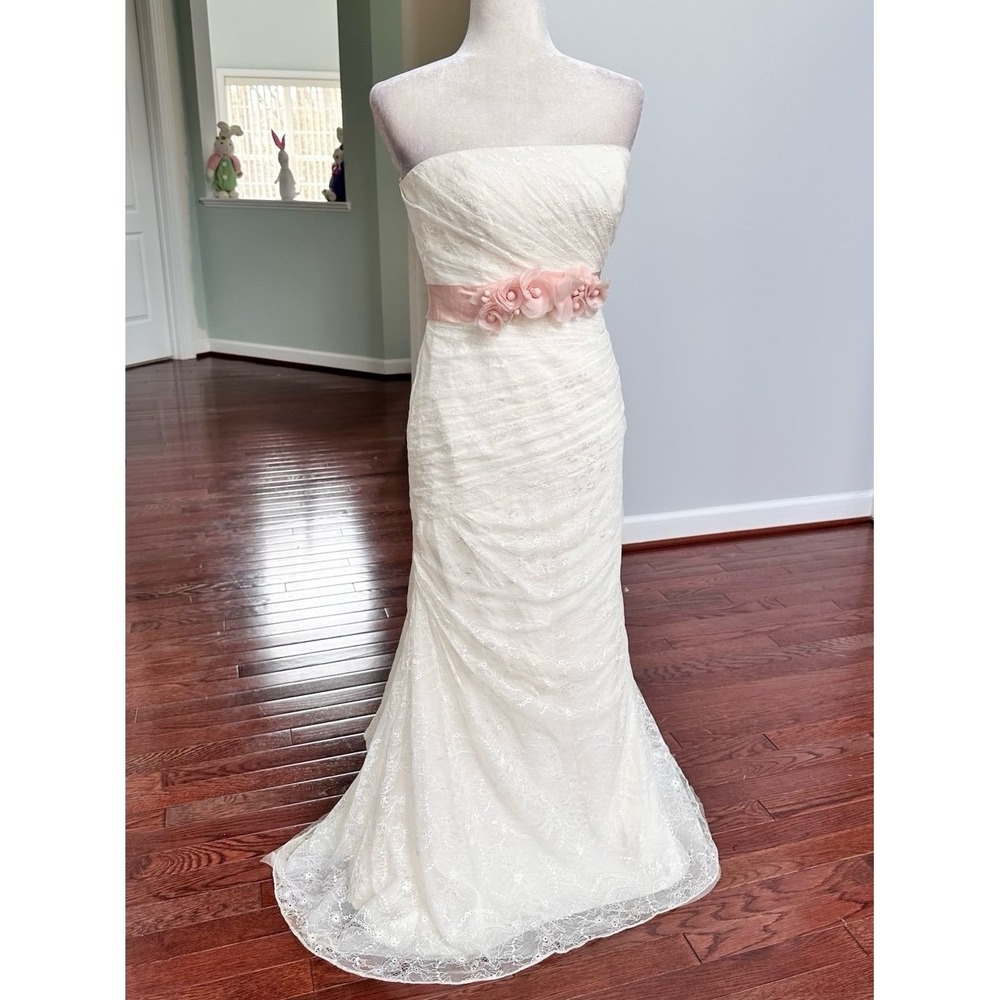Vera Wang White Luxury Strapless Ruched Lace 3D Floral Pink Belt Wedding Dress - Picture 4 of 12